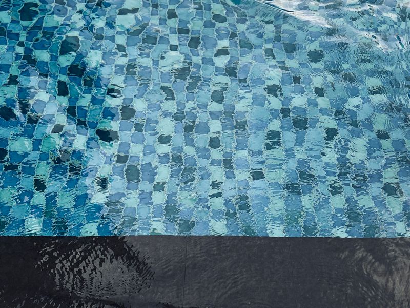 Entretien hebdomadaire piscine