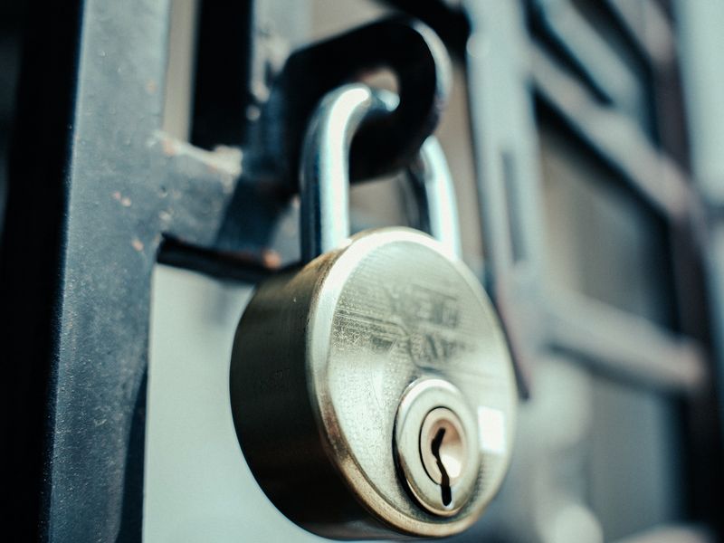 Installation cadenas securite