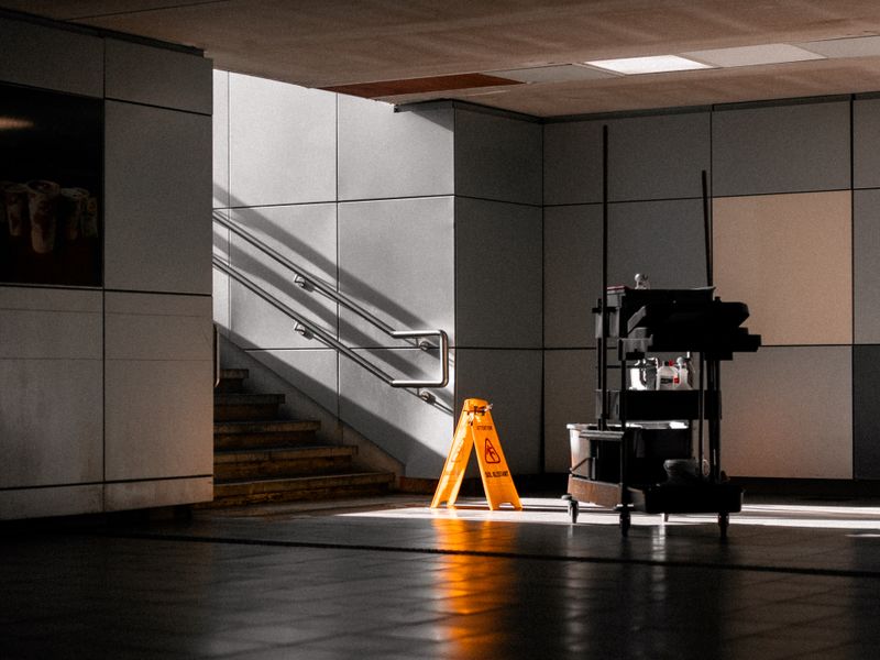 Nettoyage entree et cage escalier